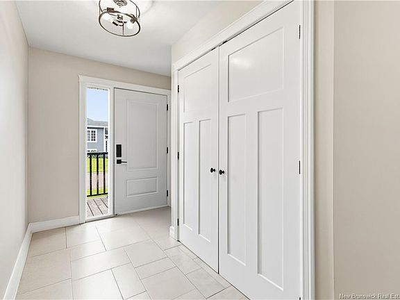 4th image of 59 Sebastien St