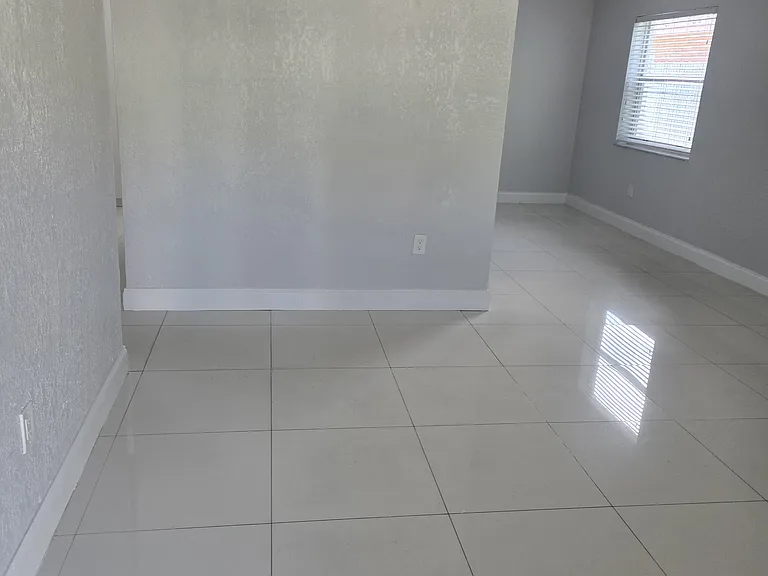 3670 SW 60th Ter #2 — Photo 10