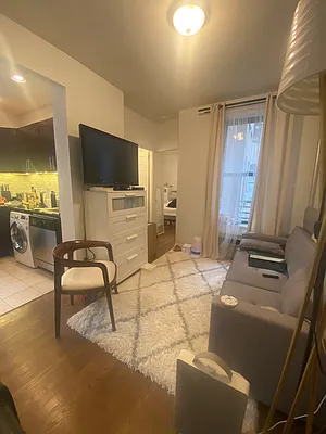 Rented by Corcoran | media 6