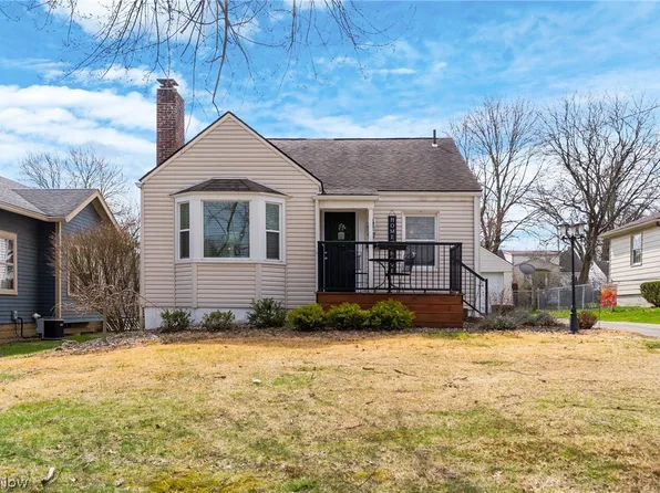 97 Renwick Dr, Poland, OH 44514