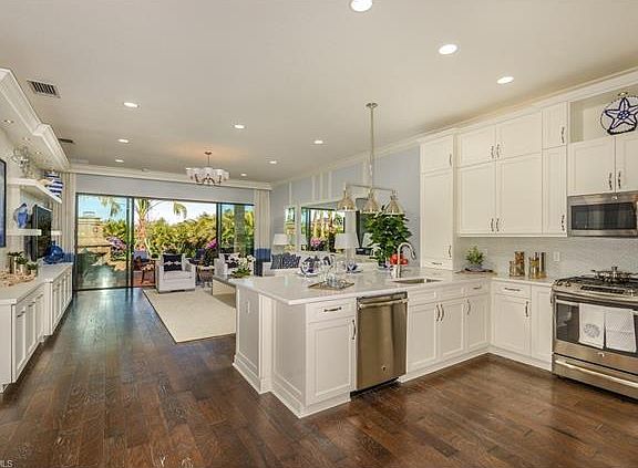4th image of 4200 Siderno Ct