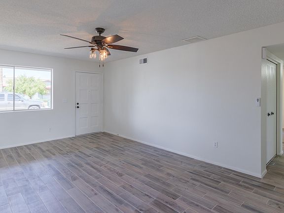 4th image of 2947 W Bluefield Ave