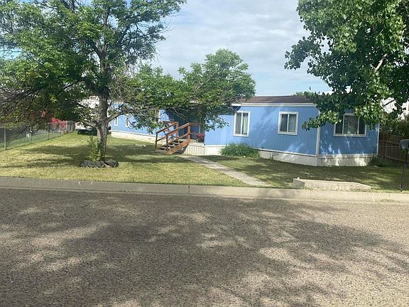 3rd image of 1452 Boulevard Ave