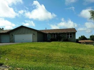 6659 Sutter Dr, Roscoe, IL 61073