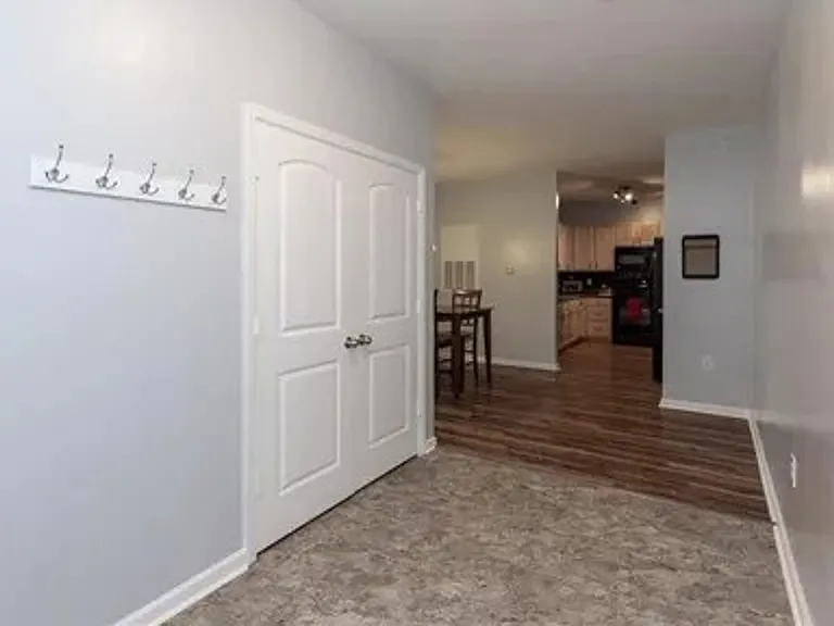 190 Eli Hartley Dr #204 — Photo 7