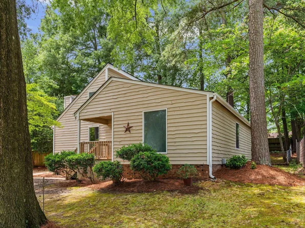410 Ryan Rd, Cary, NC 27511