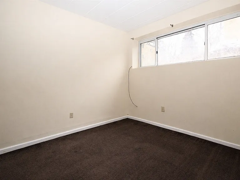 1-Bed/1-Bath (Unit 3)