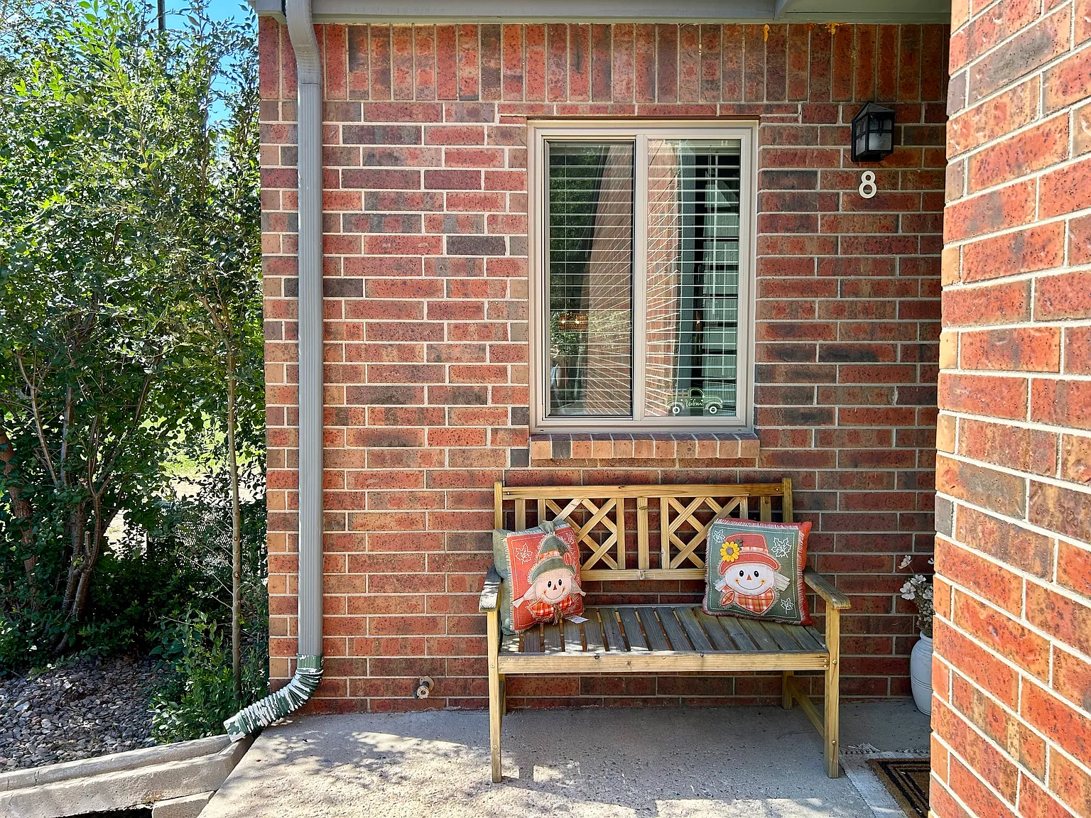 2 bed, 1943 sqft, $2,995 — Photo 2