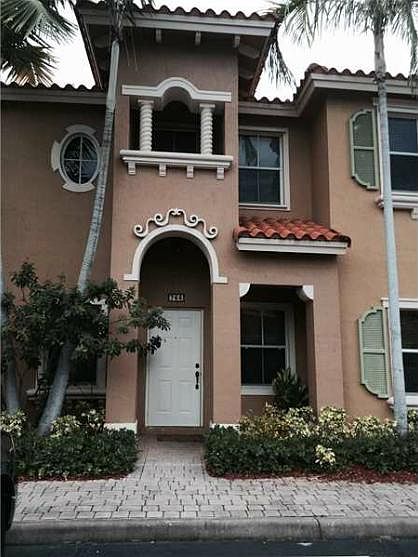 1st image of 766 SW 107th Ave