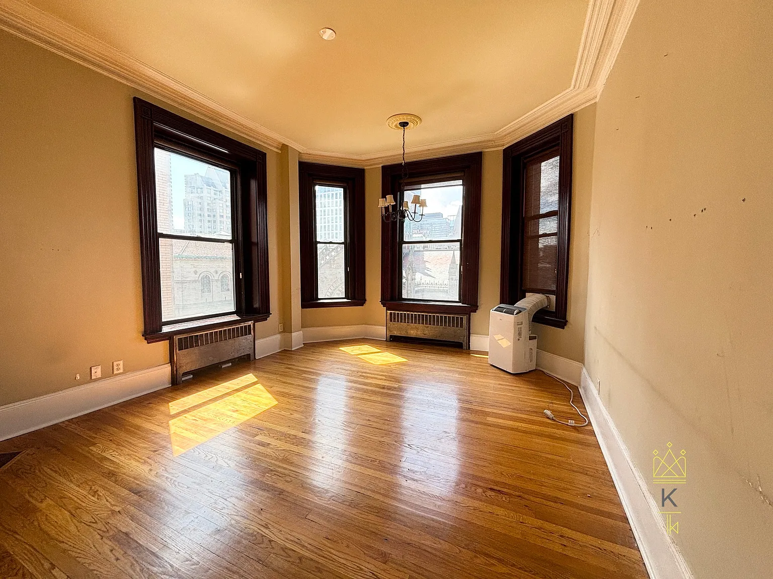 1 bed, 1.0 bath, $3,600 — Photo 2