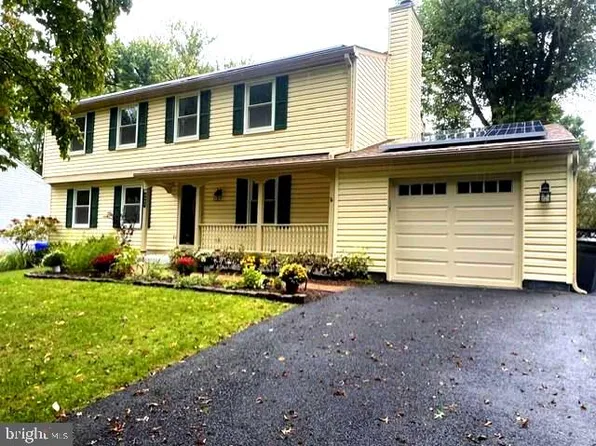 4421 Morningwood Dr, Olney, MD 20832