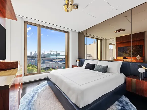 551 West 21st Street image 8 of 20