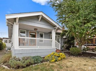 4045 38th Ave SW, Seattle, WA 98126