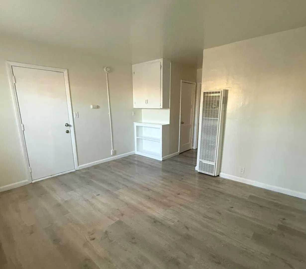 Studio, 1.0 bath, $1,329 — Photo 3