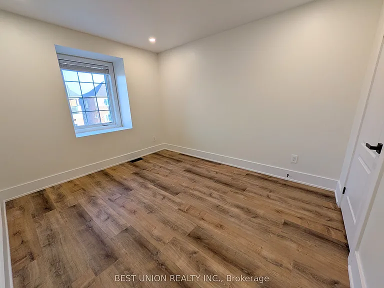1596 Brandy Ct — Photo 25
