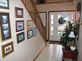 8121 Buckboard Ln, Mentor, OH 44060