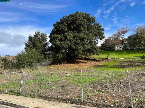 25108 Del Mar Ave, Hayward, CA 94542