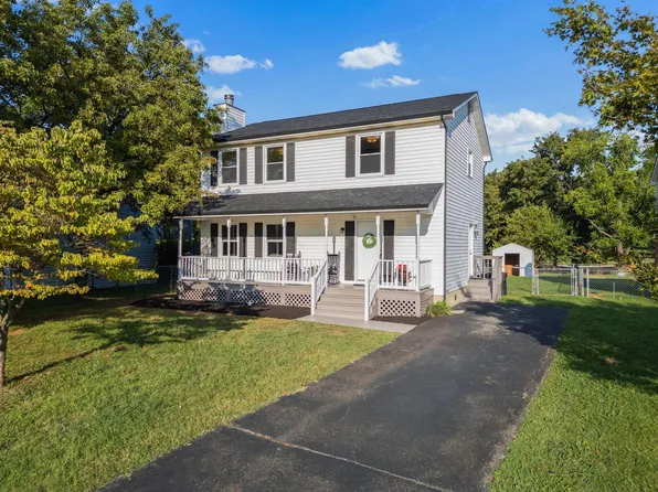 1650 Millwood Dr, Salem, VA 24153