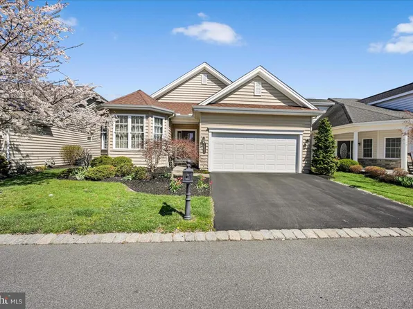 1452 Emerson Dr, Mount Joy, PA 17552