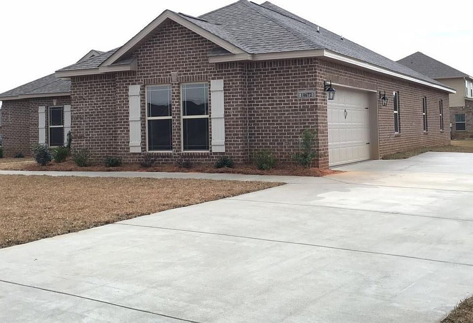 Corner lot, front view.