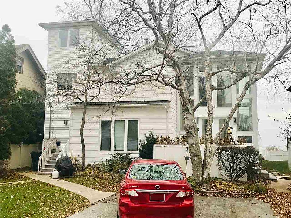 1st image of 12730 N Lakeshore Dr