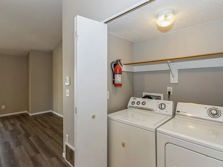 2867 Coral Ct #303 — Photo 10