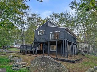 2914 Fairhaven Dr, Tobyhanna, PA 18466