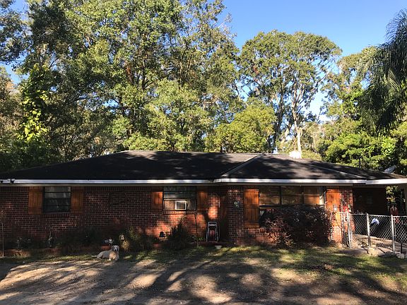 3rd image of 21821 Dupree Dr