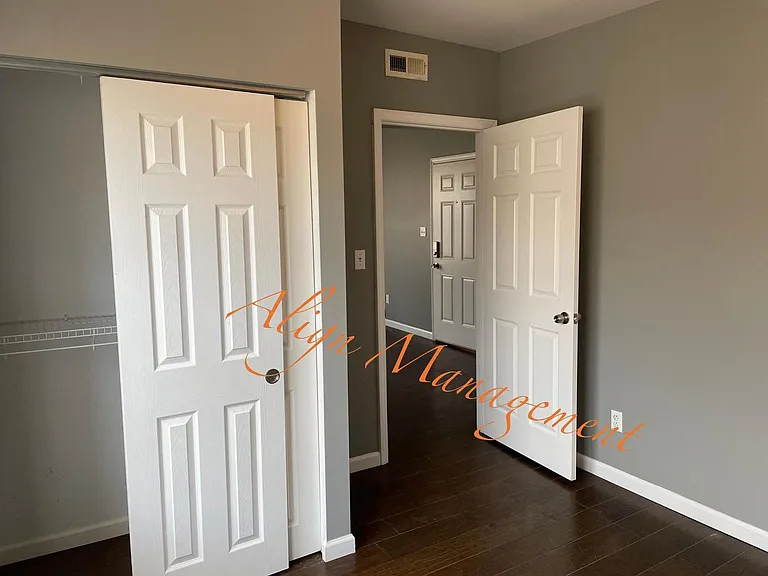 3718 Cook Ave #F — Photo 8