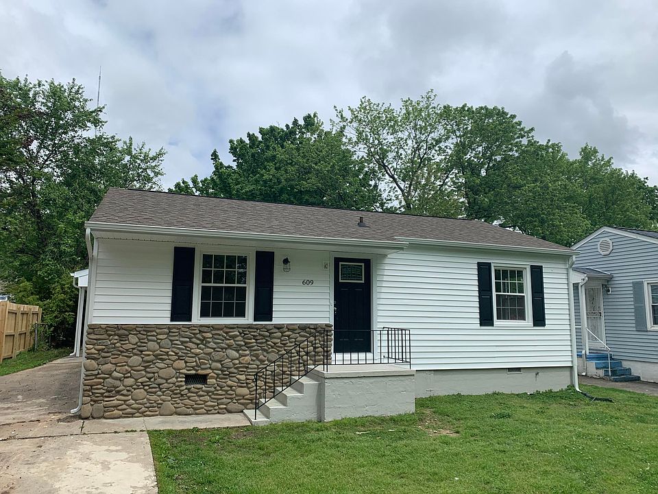 1st image of 609 Shamrock Ave