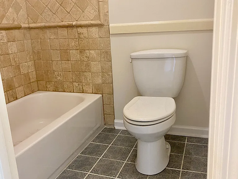 Twinning on the bath design.