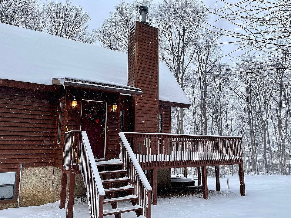 2nd image of 280 Red Run Heights Rd
