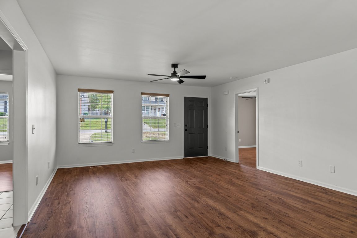 next background image