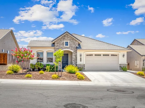 2011 Sage Dr, Hollister, CA 95023