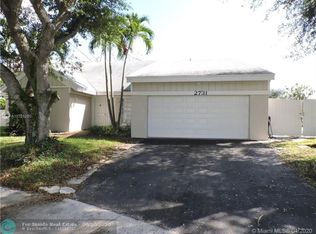 2731 Devonwood Ave, Miramar, FL 33025