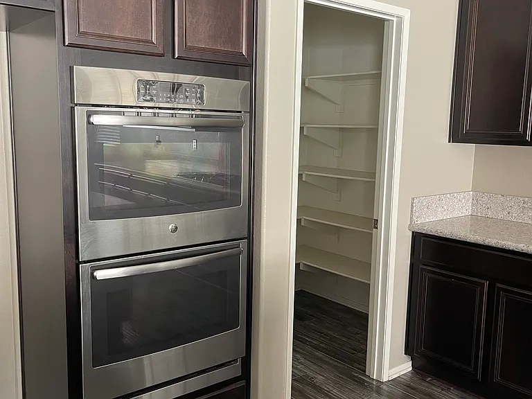 1327 Orchis Ln — Photo 11