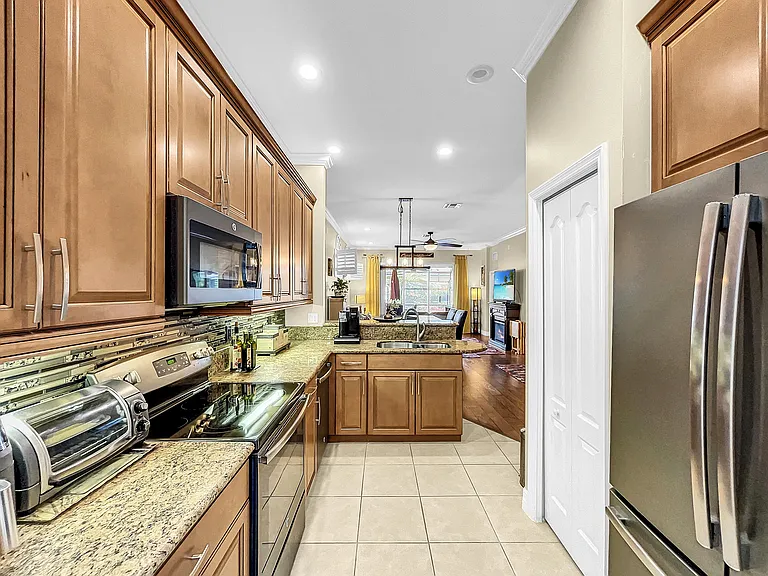 20610 W Silver Palm Dr — Photo 16