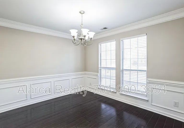 12222 Wickson Ct — Photo 6