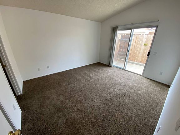 5th image of 12470 Datewood Ln
