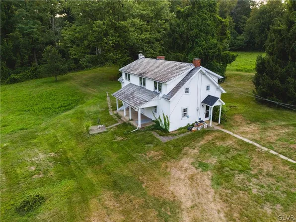 5002 Bachman Rd, Macungie, PA 18062