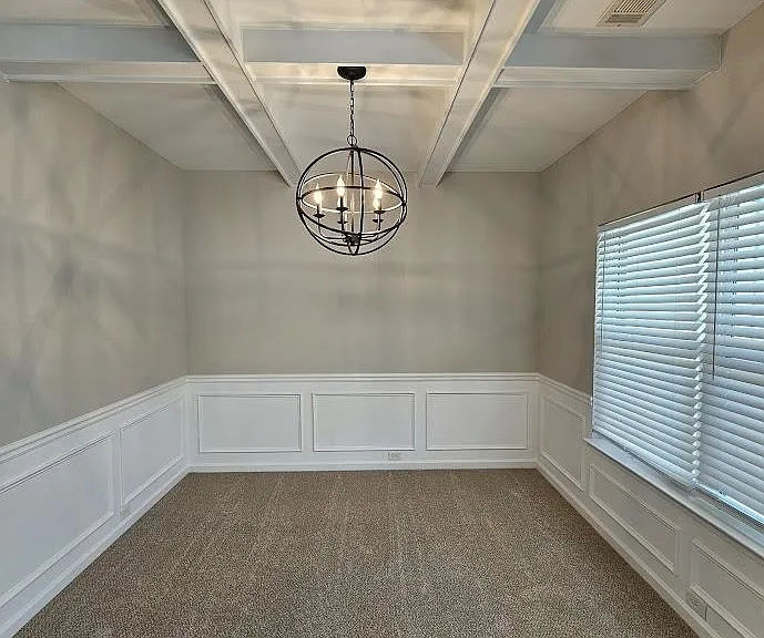99 Matador Way — Photo 2