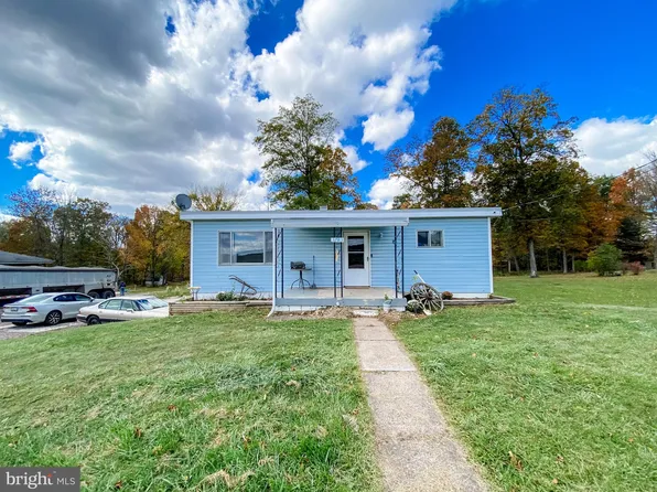 3743 Chestnut Ridge Rd, Grantsville, MD 21536