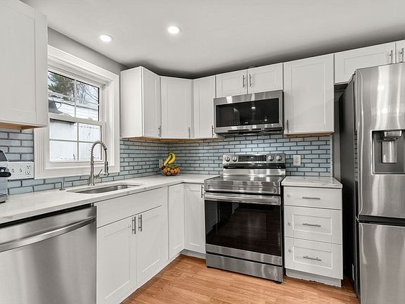 2nd image of 1790 Massachusetts Ave #32