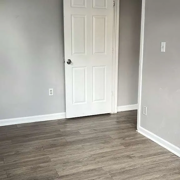 87 Schuyler Ave #1 — Photo 14