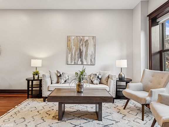 2nd image of 1416 W Superior St APT 1F