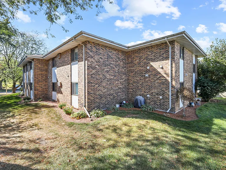 501 Alan Dr #204 — Photo 27