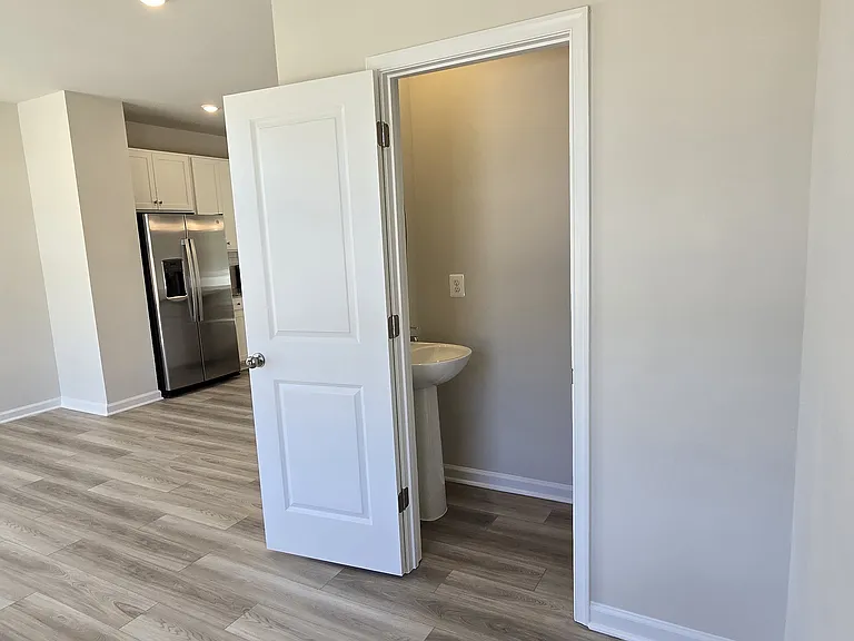 16001 Abelson Way — Photo 26