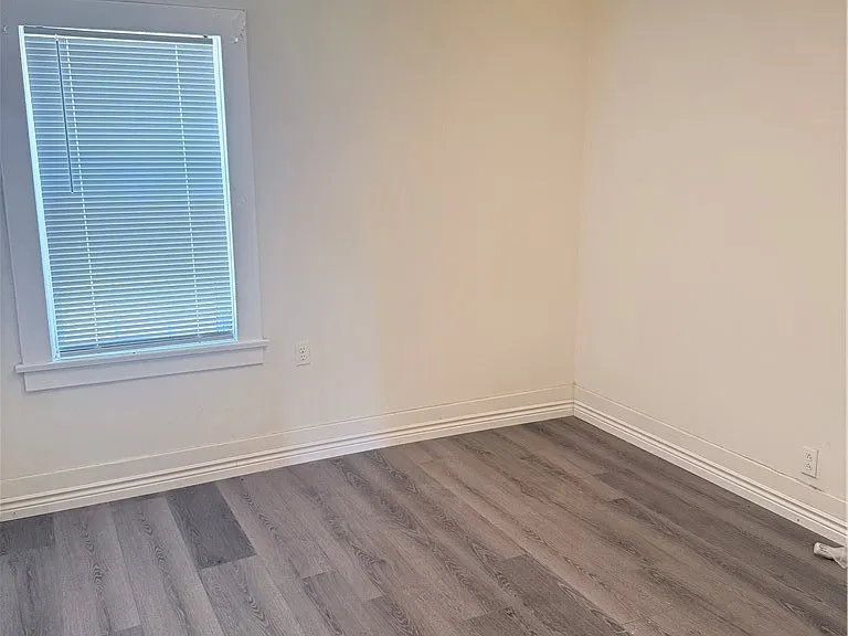 1231 Innes Ave — Photo 7
