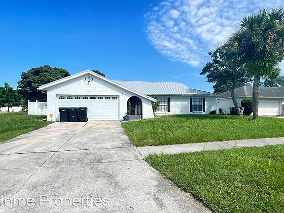 2nd image of 417 Iowa Woods Cir E