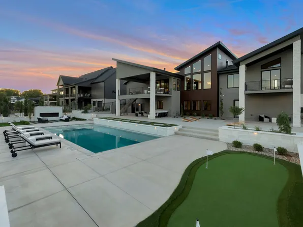 1023 W Reining Way, Riverton, UT 84065